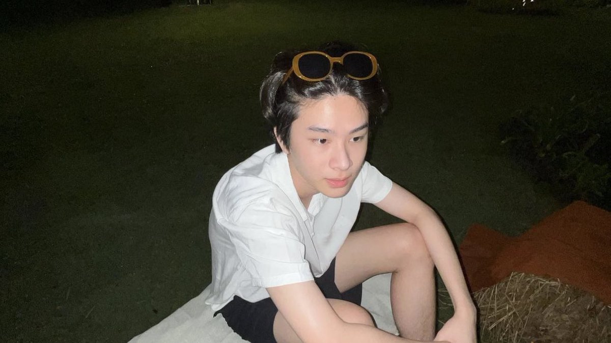 tk ( รับตัดรูปติดบัตร ♥️ ) tweet media
