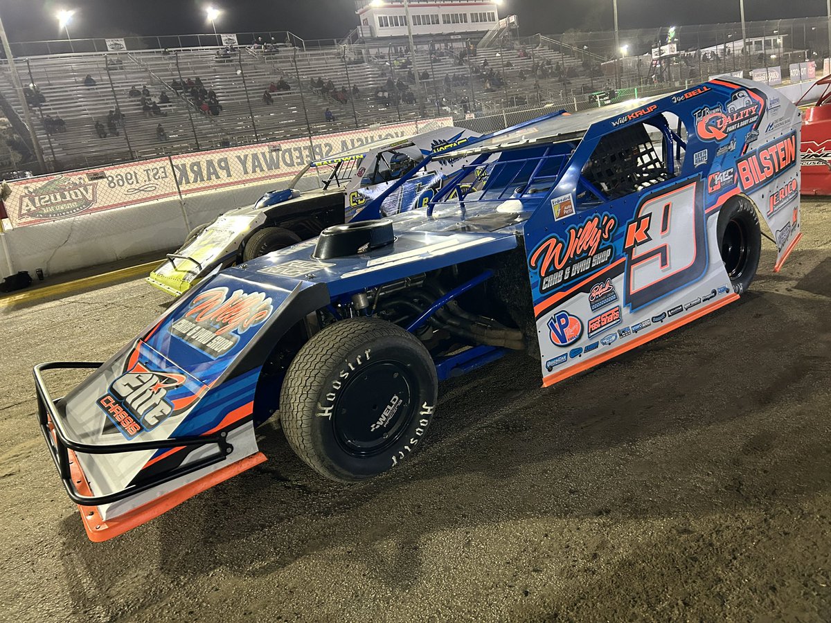 DIRTcarRacing's tweet photo. 🏁 Will Krup gets the win.

2. @Highsidetickler 
3. Joseph Thomas
4. @AustinWSelf 
5. John Clippinger https://t.co/8Yg9l97Pl0