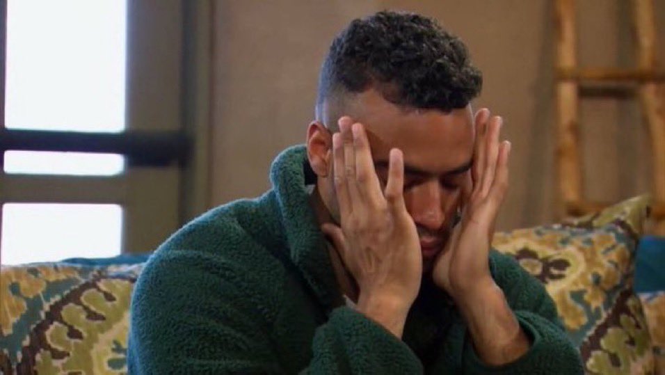 crzybachelorfan's tweet photo. I hope joey is watching this back with full context and is like… “this is so freaking stupid” 
#TheBachelor #Bachelor https://t.co/lIQsenIJIS