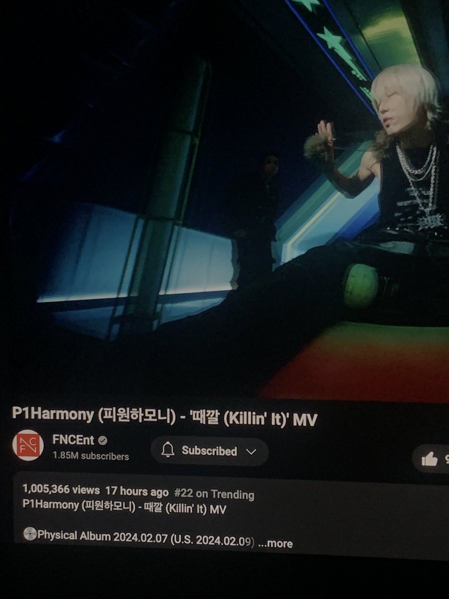 keehosl0ve's tweet photo. 1M VIEWS!! LETS KEEP GOING GUYS!! 

#KillinItTODAY #Killin_It #때깔
#P1Harmony #피원하모니 @P1H_official https://t.co/pS3epkt2GR