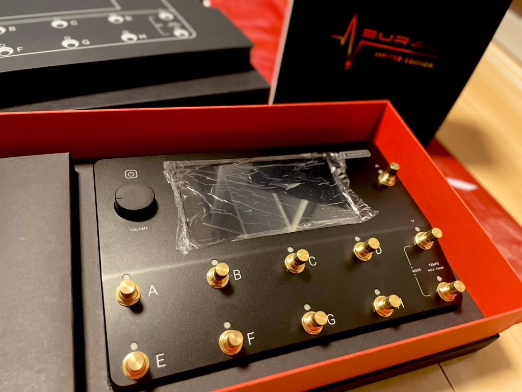 bknb_b_treasure's tweet image. my new gear...
実は先月買いました

こまほケーブルさんの
ケーブルも届いて組み込んだので
ボードが出来上がりました

Quad Cortex最高です

#mng
#QuadCortex