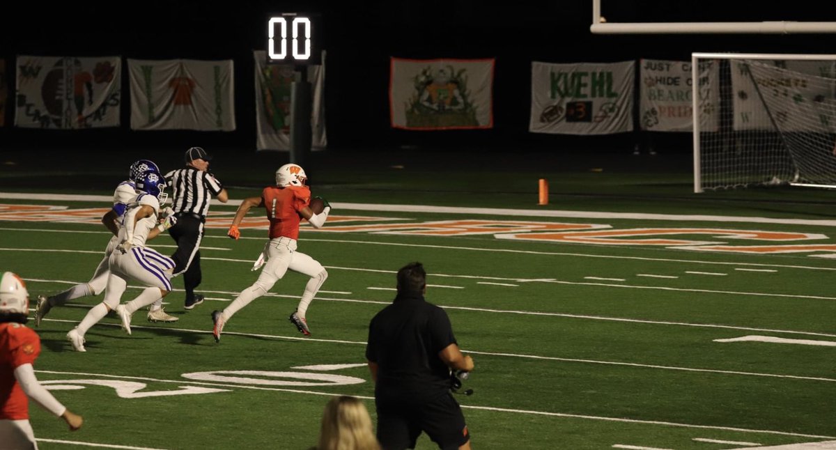 Bearcat2017's tweet photo. This kid has all the measurables to play at the next level ! Plays both ways and special teams.Bryce is a class act on and off the field.Can’t wait to see what he does next season ! College Coaches keep a eye out for him. @BryceCompton_1 https://t.co/lx5id5ZJ3U