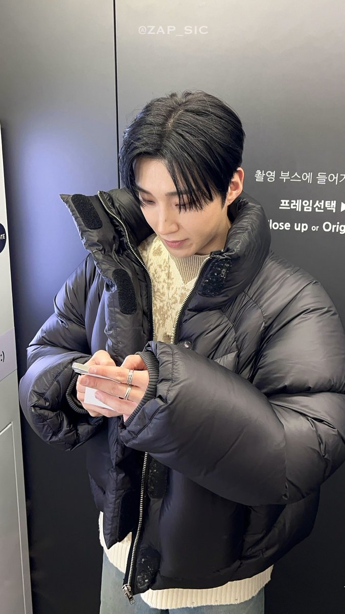 240206 폴라스튜디오

대충 남친으로 망상 가능한 짤