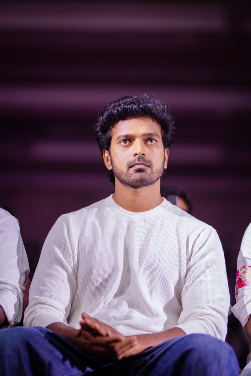LycaProductions's tweet photo. Candid's from LAL SALAAM Press meet! 📸✨

#LalSalaam 🫡 In Cinemas 📽️✨ this FRIDAY, Feb 9th 2024 🗓️

@rajinikanth @ash_rajinikanth @arrahman @TheVishnuVishal @vikranth_offl @Ananthika108 @LycaProductions #Subaskaran @gkmtamilkumaran @RedGiantMovies_ @thangadurai123 @DOP_VishnuR @BPravinBaaskar @RamuThangraj @ActionAnlarasu #KickassKaali #Vicky @KaviKabilan2 @Lyricist_Vivek @immasterdinesh @NjSatz @kabilanchelliah @venkystudios @SonyMusicSouth @SunTV @fdn_movies @RIAZtheboss @V4umedia_ 

#LalSalaamFromFeb9 #MoideenBhaiArrivesOnFeb9 

(1/3)