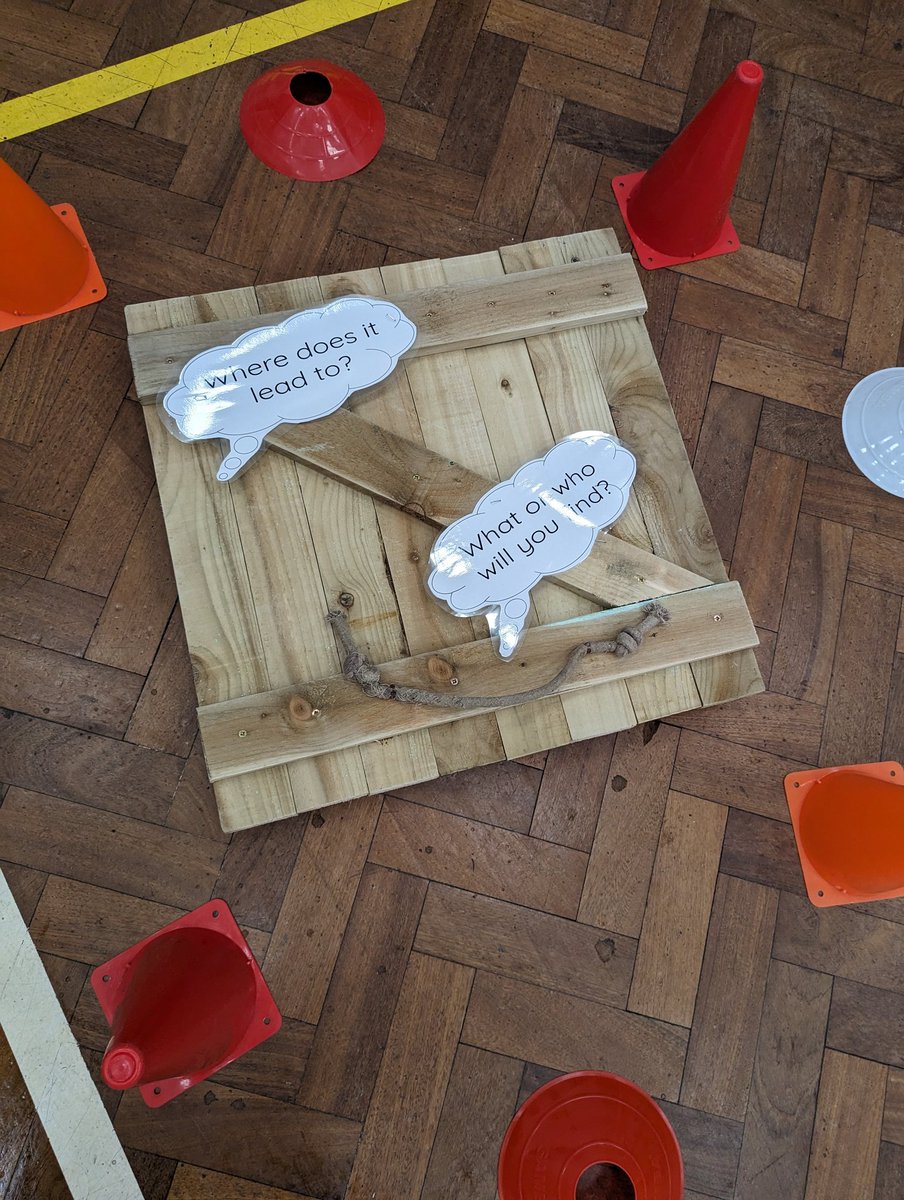 Pudsey_Primrose's tweet image. Focus week is in full force now! Trap doors are appearing all over the place! 

Where will yours lead you? 

#OMAT #Owlcotes #FocusWeek