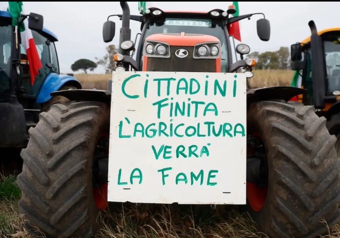 Sempre dalla parte dei rivoltosi io!  Le decisioni dell&rsquo;Europa vanno contrastate. https://t.co/O8Tvk