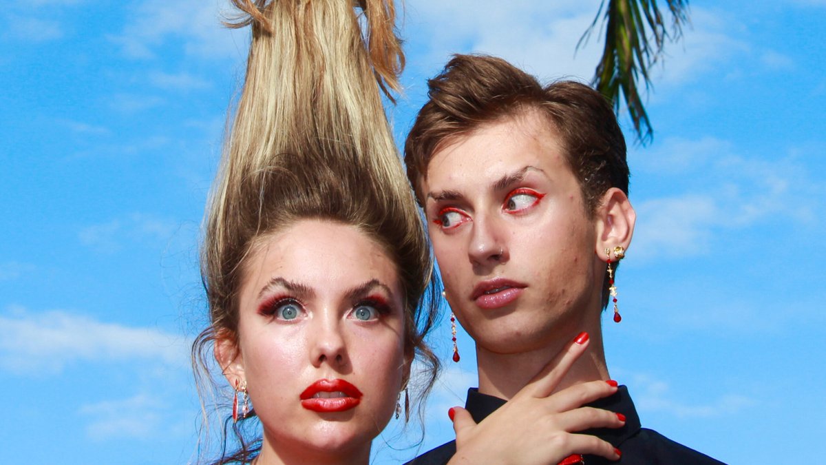 ‘The Kris &amp; Sarah Show’ is just like any other talk show, but better cause it's pure satire. Hosted by Aus royalty Kris Cetinic and Sarah Bergman, AND a chance for YOU (a peasant) to come up on stage and win BIG. 

Come join the live studio audience!

eventbrite.com.au/e/the-kris-sar…