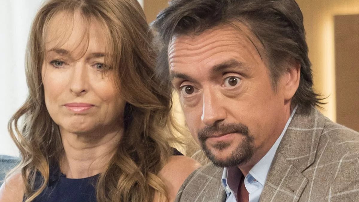 Fake Showbiz News tweet media