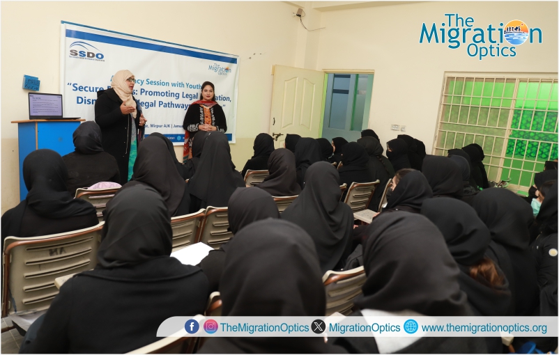 MigrationOptics's tweet image. A Youth Advocacy Session on &quot;Secure Routes: Promoting Legal Migration, Dismantling Illegal Pathways-Pakistan&quot; was facilitated by SSDO Pakistan at KIAS College Mirpur, AJK. #migration #safemigration #regularmigration 
@SSDOPakistan @UNmigration @ukinpakistan @usembislamabad