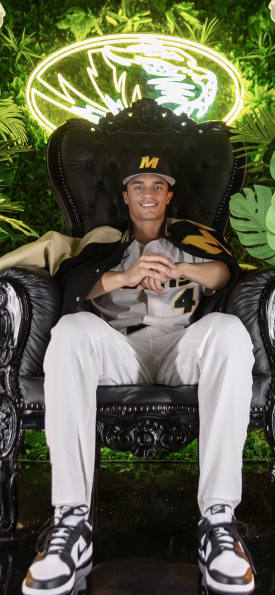 AdenMalpass's tweet photo. Enjoyed my official visit @MizzouBaseball ! Excited to get to work! #MizzouNOW https://t.co/VyHVlE8mY0