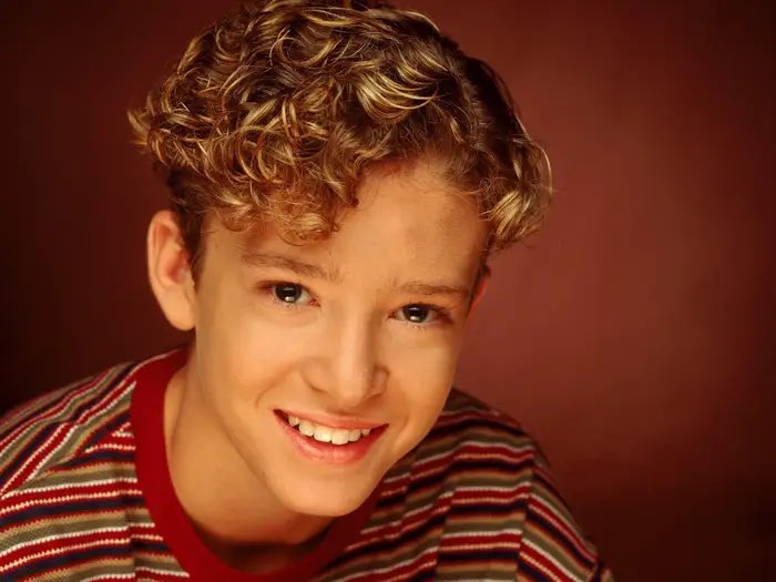TonyRod2187's tweet photo. @JusHeatherTwo Been a fan since I started watching Disney channel as a kid https://t.co/VWFymVag1v