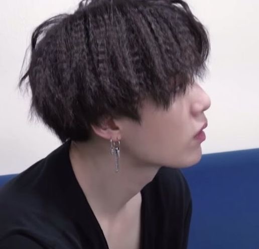 myonlykingsuga's tweet photo. 밤새운 거라고!
                                                           밤새 운 거라고... https://t.co/bqCX9XHJBR