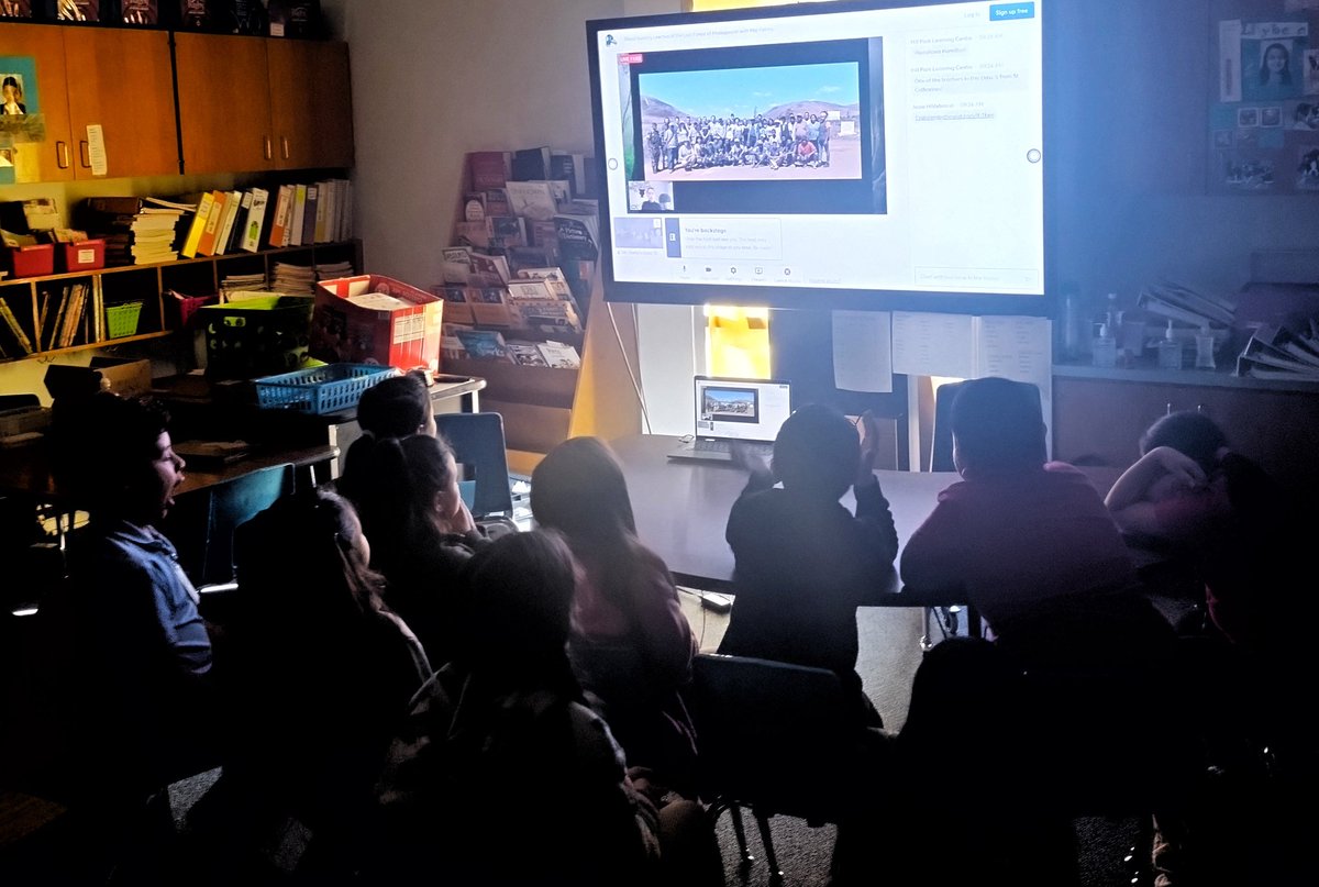 Paul Kantz (@paulkantz) on Twitter photo What a cool <a href="/EBTSOYP/">ExploringByTheSeat - Find us on BlueSky</a> session today w/ Mai Fahmy who told us about her fieldwork in Madagascar, where she collects leeches & analyzes DNA in their guts (from blood they have consumed) in order to monitor population levels of animals such as lemurs. Who even thinks of that?!😂 What a cool <a href="/EBTSOYP/">ExploringByTheSeat - Find us on BlueSky</a> session today w/ Mai Fahmy who told us about her fieldwork in Madagascar, where she collects leeches & analyzes DNA in their guts (from blood they have consumed) in order to monitor population levels of animals such as lemurs. Who even thinks of that?!😂