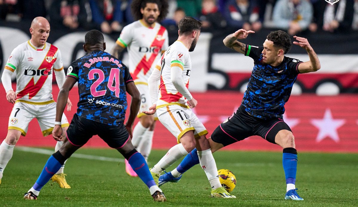 sportstickz's tweet photo. #LaLiga | Full Time
Sevilla 2-1 Rayo Vallecano
Y. En-Nesyri I. Palazón 29
19, 45
WHAT A GAME
Sevilla won against Rayo by a winning goal from Youssef
Isi Isaac Ramos Acuna Espino
#RayoVallecano #Rayo #Sevilla #RayVallecanoSevilla #RayoSevilla #RAYSEV https://t.co/SO8M0WlJoc