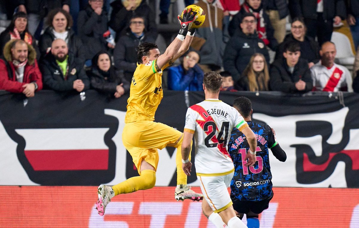 sportstickz's tweet photo. #LaLiga | Full Time
Sevilla 2-1 Rayo Vallecano
Y. En-Nesyri I. Palazón 29
19, 45
WHAT A GAME
Sevilla won against Rayo by a winning goal from Youssef
Isi Isaac Ramos Acuna Espino
#RayoVallecano #Rayo #Sevilla #RayVallecanoSevilla #RayoSevilla #RAYSEV https://t.co/SO8M0WlJoc