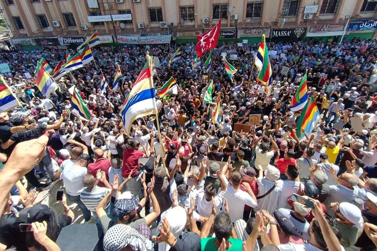 Karam__Shaar's tweet photo. The people of Suweida have been protesting for six months.

Six months of peaceful protests.

Six months of hope that there will be an impact on the Assad regime. Hope that domestic, regional, or international support will eventually arrive. https://t.co/UV9kx0VMuh
