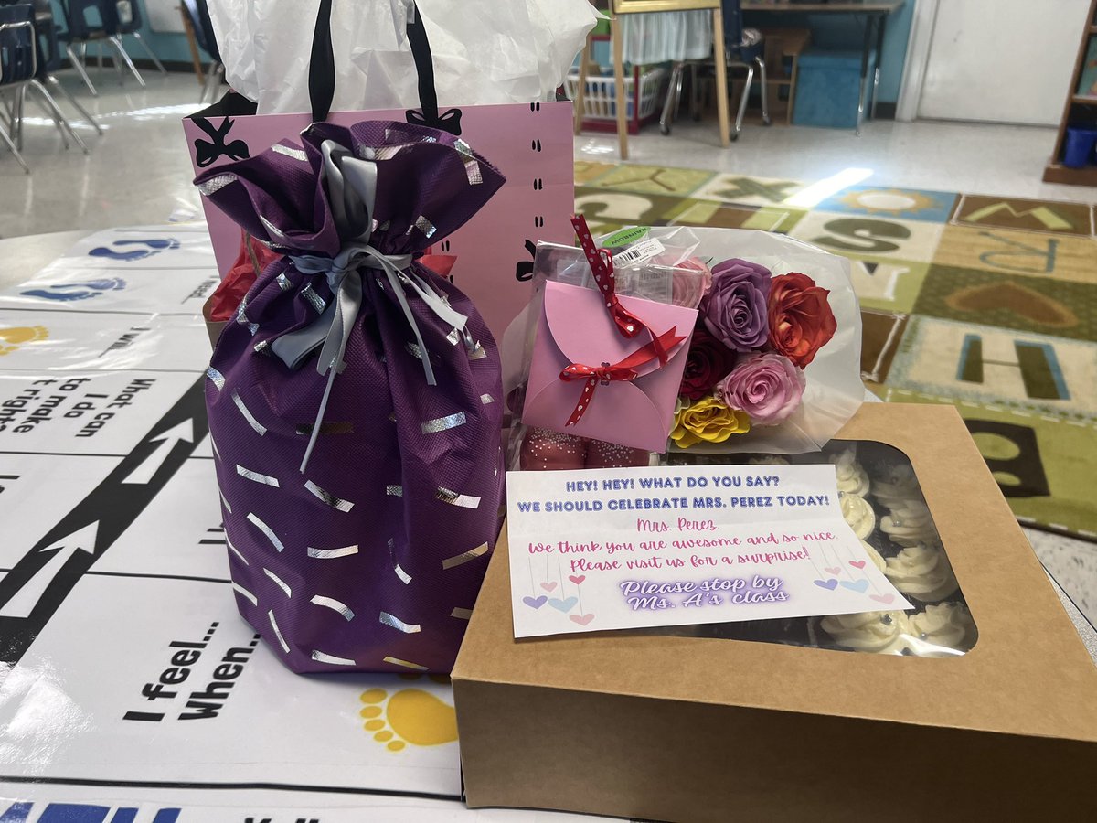 Isabel Pérez Medina tweet media