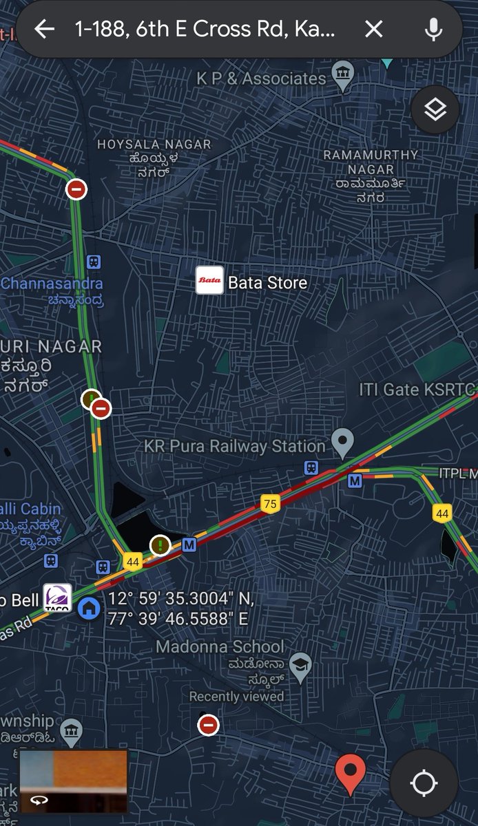nishantdesh's tweet photo. @AshwiniVaishnaw big delay in railwy bridge repair at tin factory OMR. chocking BIGGEST traffic choke point in BLR. Gridlock taking 30+ mins for 5 mins drive. Only 10% of work is done ETA Q4 23 @SWRRLY @pcmohan @SRaghuMLA  @blrcitytraffic @BangaloreMirror @Jointcptraffic https://t.co/mtFPECd66d