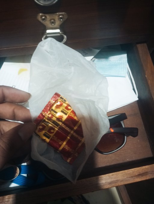 ප්&zwj;රේමයේ ඵල නෙළු රශිගේ ..මල් පෙති හැමතැනම https://t.co/KzDmQekDsY<a href="/tag/nurashika"class="tags"><span>#nurashika</span></a>