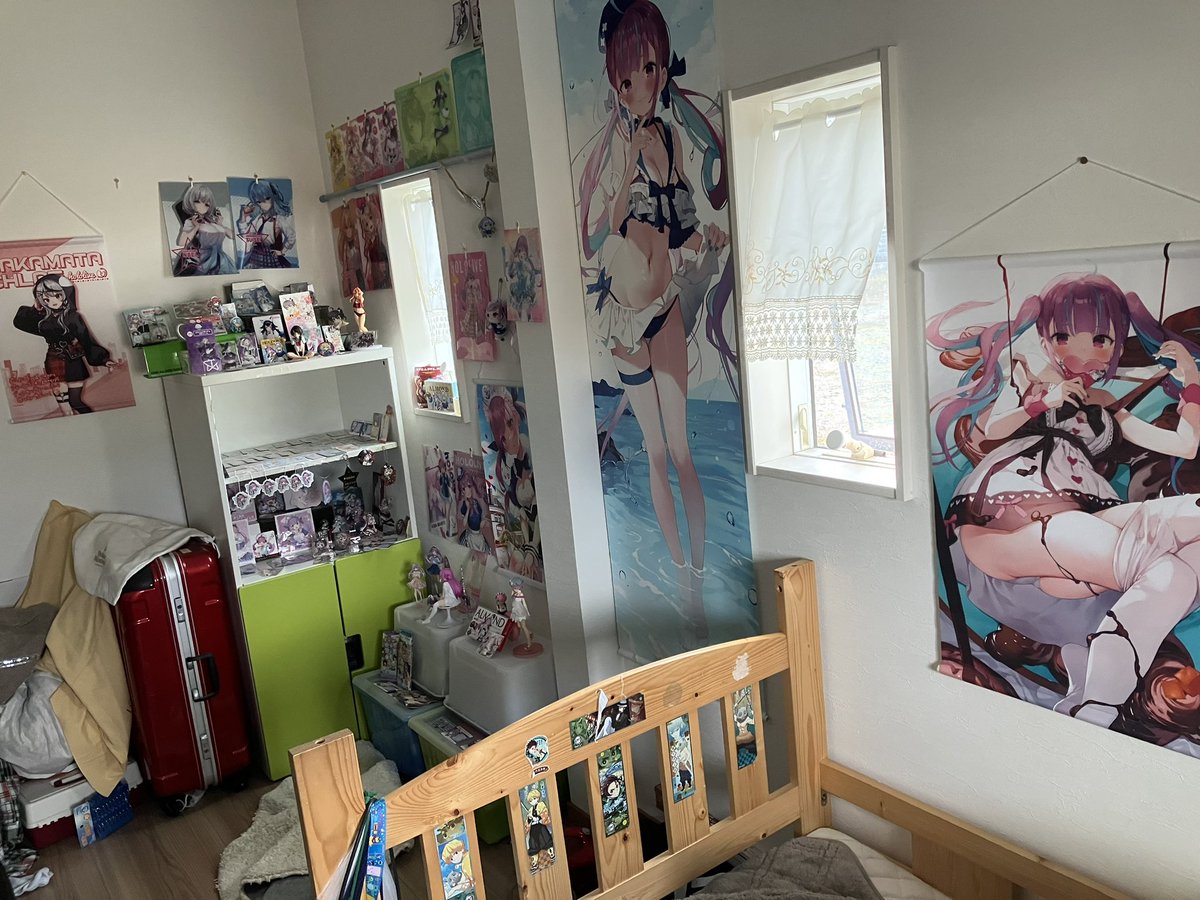 DLuiq's tweet photo. #みこち来てくれ
中学生オタク部屋です。よろしくお願いします‼️ https://t.co/4uBNVgS64j