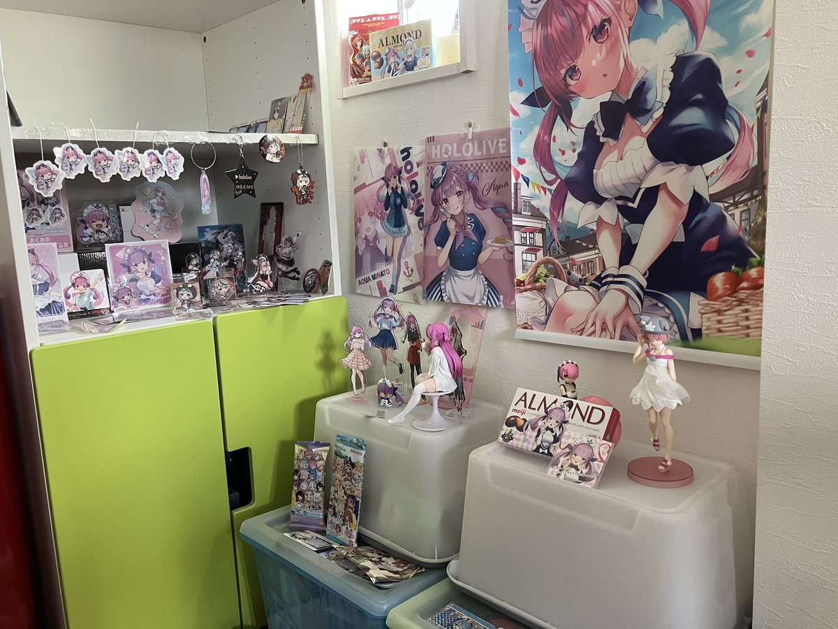DLuiq's tweet photo. #みこち来てくれ
中学生オタク部屋です。よろしくお願いします‼️ https://t.co/4uBNVgS64j