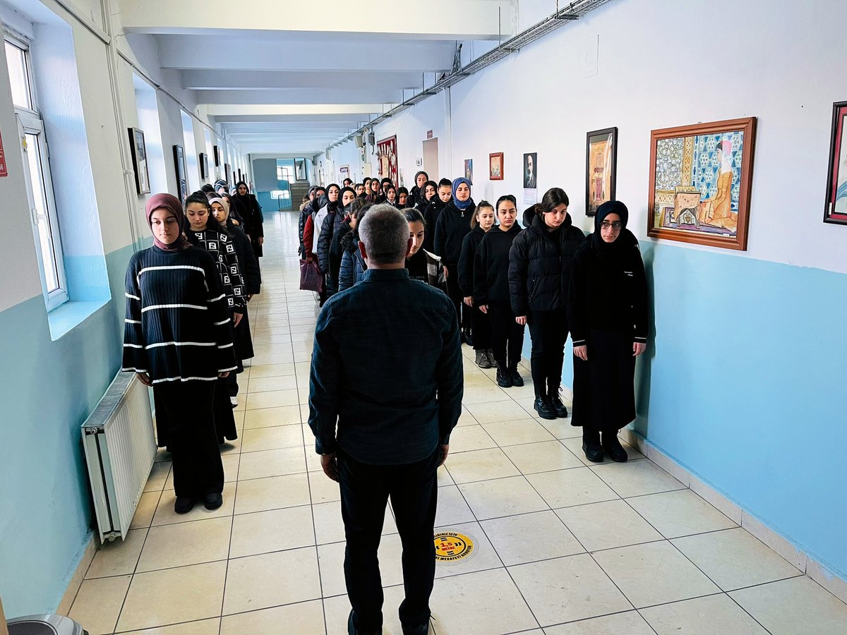 6 Şubat Kahramanmaraş merkezli depremde hayatını kaybeden vatandaşlarımız için 1 dakikalık saygı duruşunda bulunuldu🥀
#Asrınfelaketinde #Asrınbirlikteliği
<a href="/Yakutiyemem/">YAKUTİYE İLÇE MEM</a> <a href="/yakupyildiz024/">Yakup YILDIZ</a> <a href="/Erzurum_Mem/">Erzurum İl Millî Eğitim Müdürlüğü</a> <a href="/AGazioglu25/">Abdurrahman GAZİOĞLU</a>