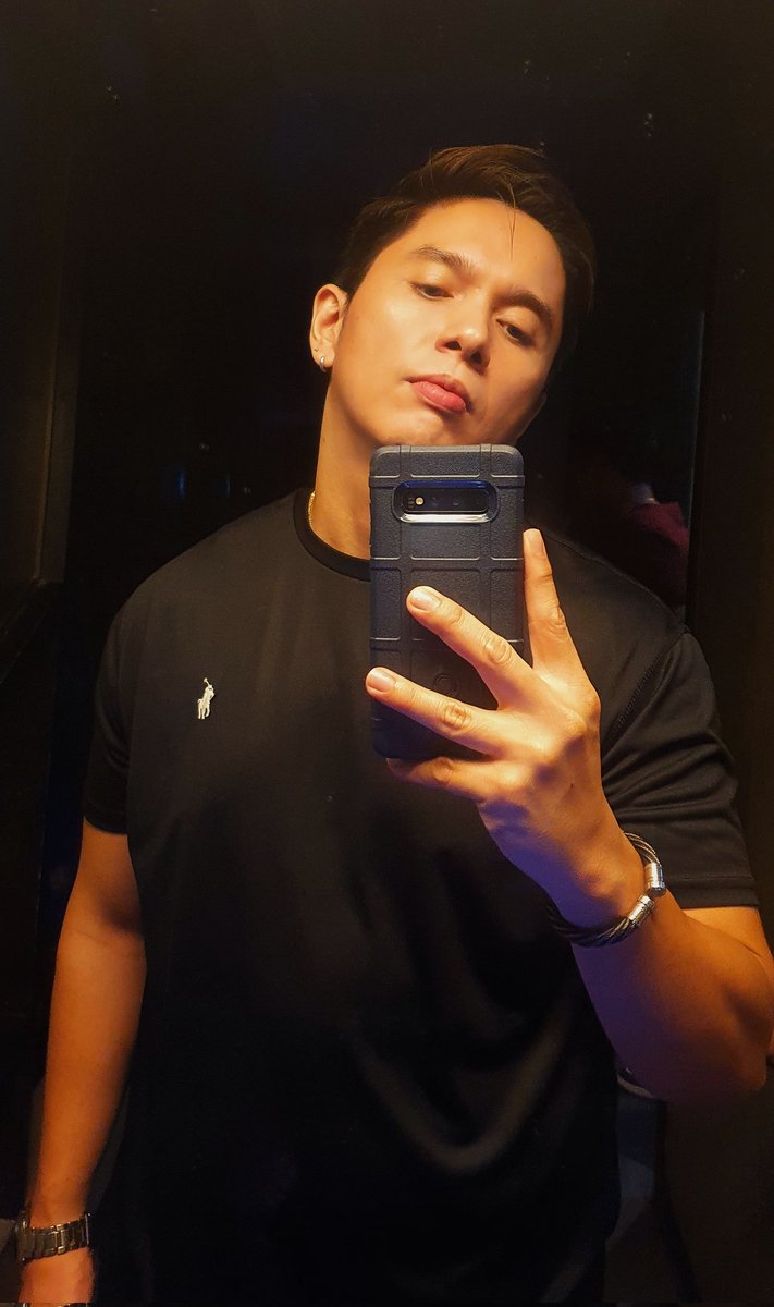 jughead1020's tweet photo. Ayaw mo sa pogi, 7" at maugat? https://t.co/PI0pU81x2h