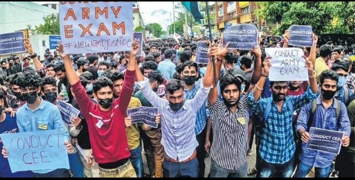 TejaGroup_021's tweet photo. @rajnathsingh @narendramodi 🇮🇳🪖
#ArmyExam
#JusticeForDefanceStudents https://t.co/WJtuppLurL