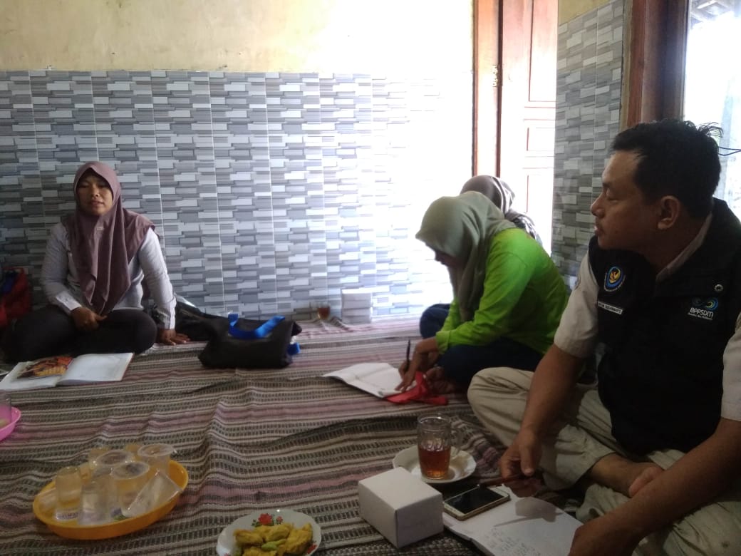antown_darma's tweet photo. Senin, 5 Feb 2024, Anton Sudarmanto, Luhkan Kab. Brebes, Kegiatan Pertemuan Rutin Koperasi Mekar Sari Sejahtera  Ds. Kaliwlingi Kec. Brebes
#GiatLuhkanSatminkalTegal #Brebes  #pertemuan @PKBLU_bp3tegal @dinkanbrebes @puslatluhkp https://t.co/NXX0aRaNlA