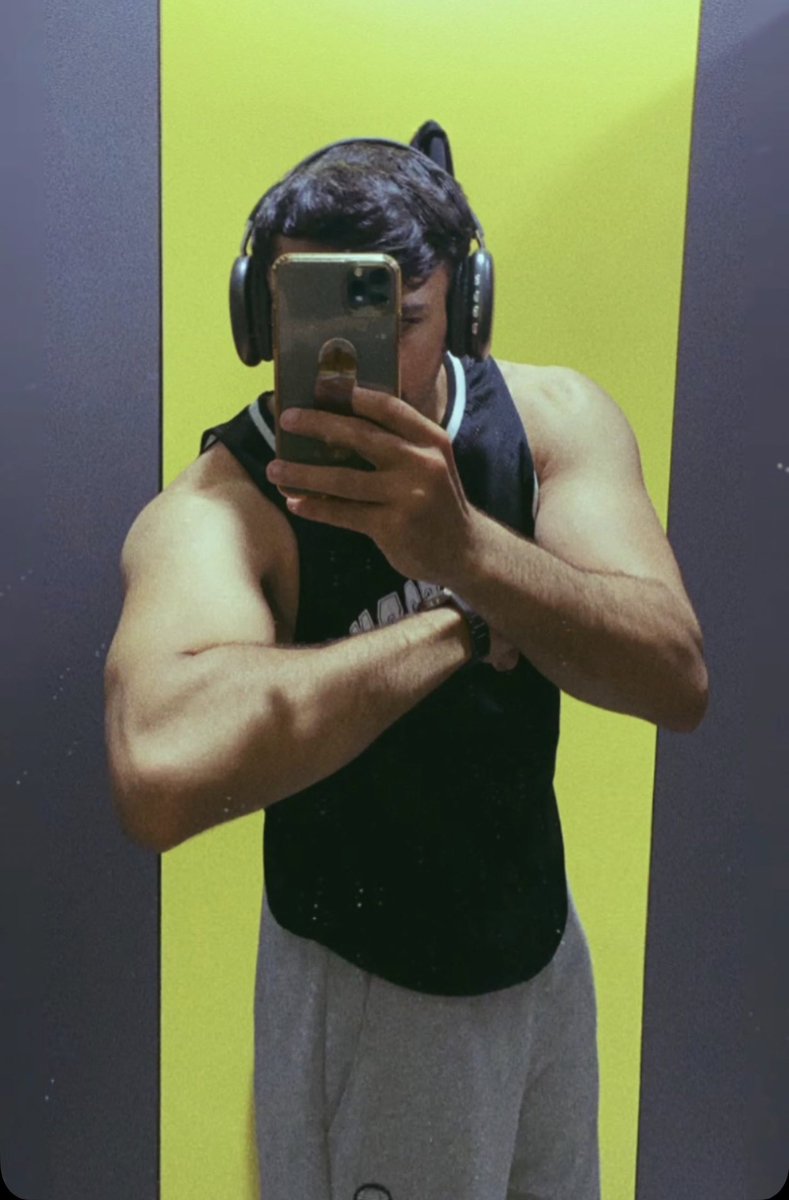 bdv33's tweet photo. 🏋️‍♀️📸 https://t.co/QR2qctXdDv