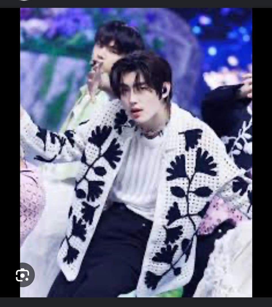 Hoonki_0116's tweet photo. WTS SEMU SUNGHOON INSPIRED OUTFIT BINILI KO PO NG 2k benta ko nalang po mg 1500 or can lower papo just dm or pm me thank you https://t.co/pToEf4yJls
