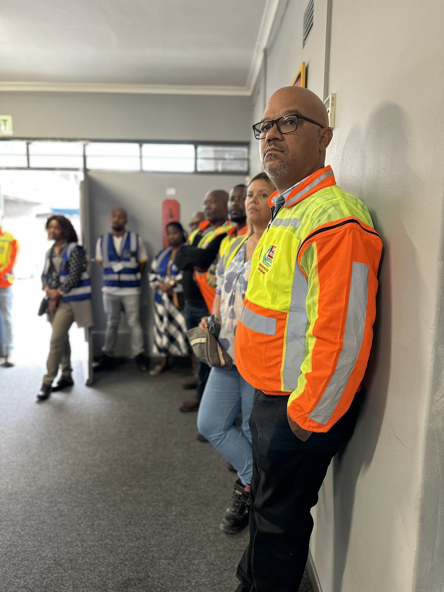 [PRASA BOARD INDUCTION]
Western Cape Regional Manager, Raymond 
Maseko, on rail rebuilding progress: 
✔️Recovery of Central Line underway 
✔️101 of 125 stations refurbished and operational
✔️8 of 12 Corridors complete 
#RebuildingRail