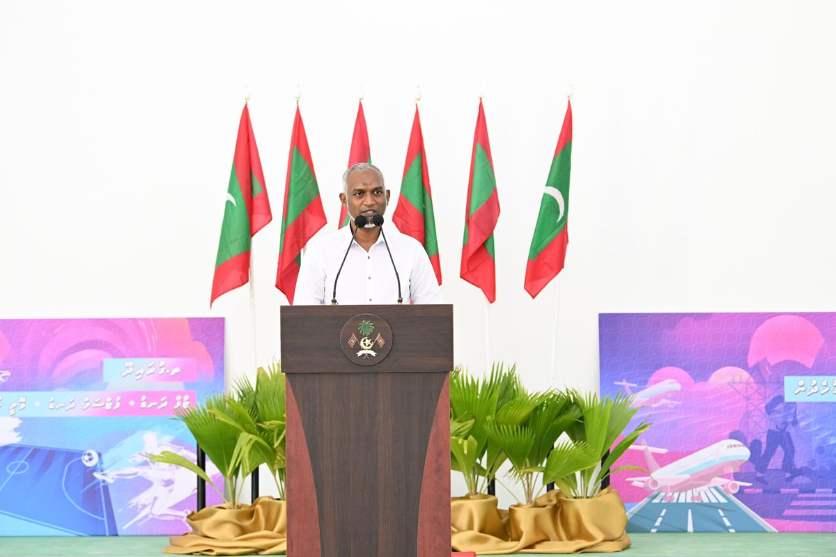 President Dr <a href="/MMuizzu/">Dr Mohamed Muizzu</a> met with the residential community of Th. Guraidhoo Island, where he shared with them the Administration’s developmental plans for the island, including an airport project set to be initiated this year.