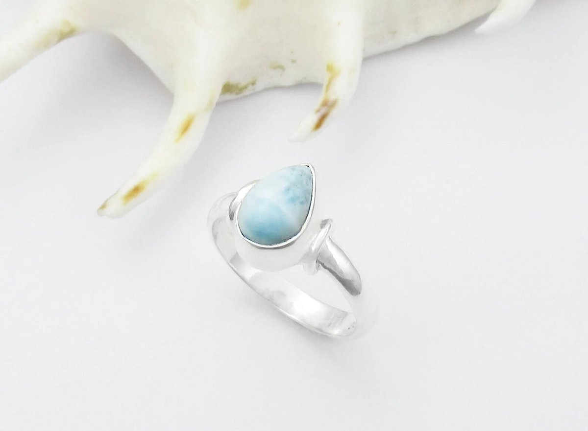 Sterling Silver Larimar Gemstone Ring
etsy.com/au/listing/133…
#jewellery #jewelry #handmade #handcrafted #womensgift #giftidea #shoplocal #gift #bohochic #giftsforher #boho #jewelrylover #silversmith #byronbay #QLD #shopsmall #etsy #silver #gifts #etsyAU