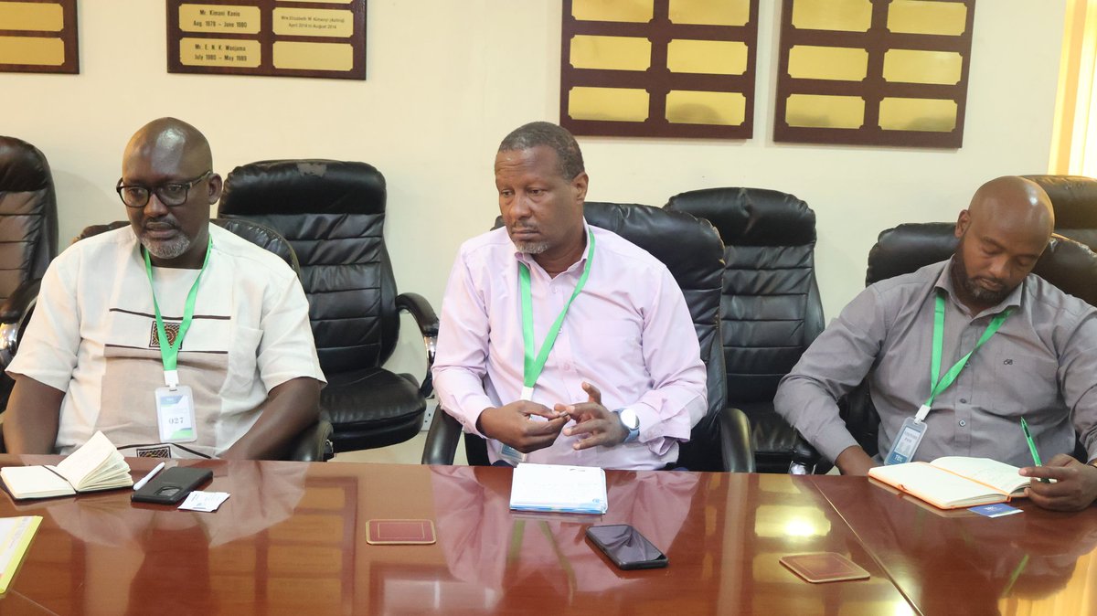 TeaBoardKenya's tweet photo. TBK CEO explores areas of collaboration with @EthicalTea to address tea production, manufacturing and trade in a meeting led by Liberal Seburikoko (Regional Director Africa)
@EthicalTea
#kenyatea #MakeItKenya #teaforhealth #Beta https://t.co/r7gBULdW6w