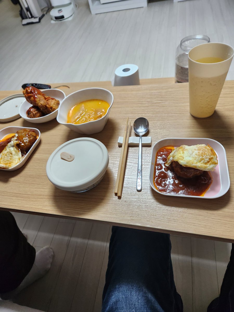 longbowman234's tweet photo. 집에 우렁각시가 왔다감 https://t.co/Db4KCJc4gQ