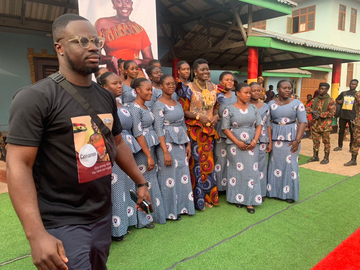 abeticoesrc's tweet photo. Last Sunday, 04/02/2024, a delegation led by the SRC Vice President Elect Elect honoured the Home Coming Durbar for Afua Asantewaa Aduonum of Sing-a-thong organised by the Queen Mother of Abetifi, Nana Ama Amanua II

#abeticoesrc23 #collegeontheridge #goforthandshine #SRC https://t.co/8tSUe73yzU