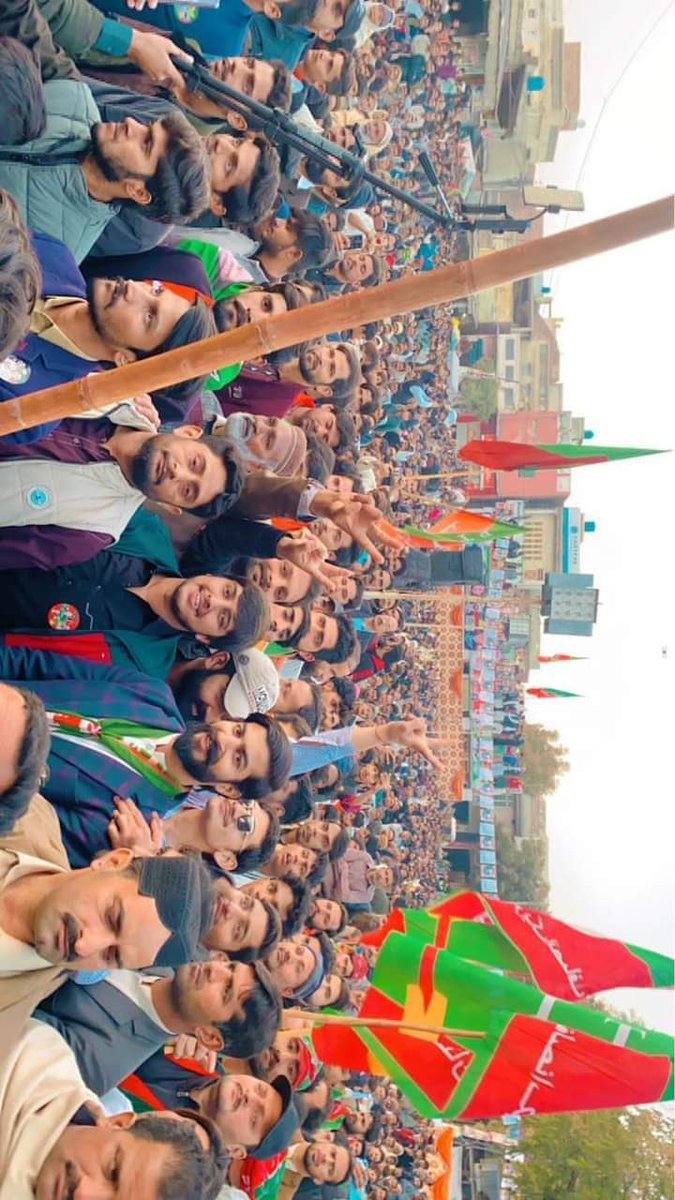 IronLady0012's tweet photo. ننکانہ صاحب پاکستان تحریک انصاف کا جلسہ!!!

 مقامی امیدواروں نے تین بار کے وزیراعظم کے ہونے والے 24 جنوری والے جلسے کی ہوا نکال دی ہے آج کے جلسےکو سرکاری مشینری کے بغیر ایک بڑا  پاور شو کہا جاسکتا ہے
PP-135
#عمران_خان_کو_ہم_لائیں_گے https://t.co/EdPTxbWyWM