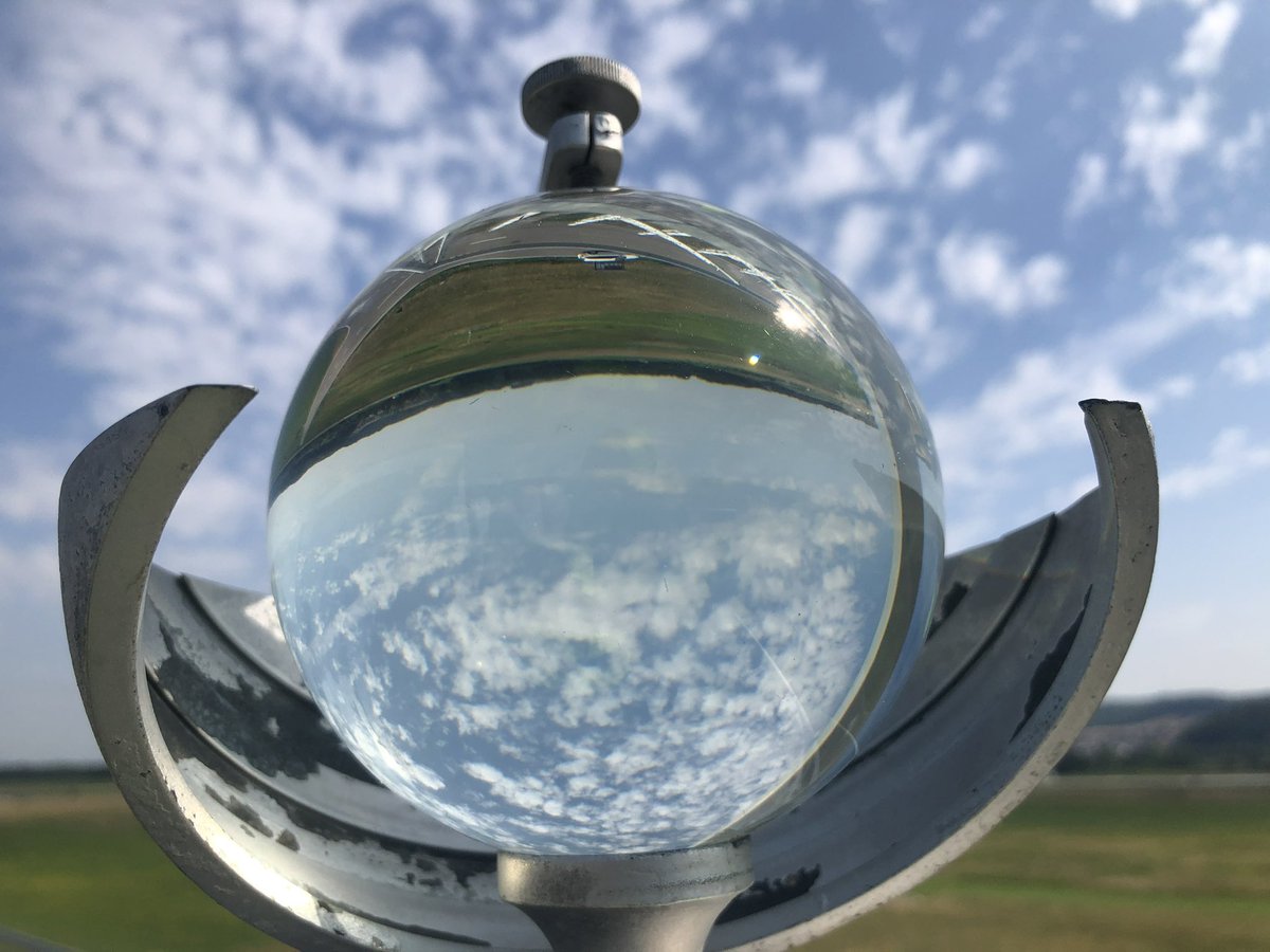 Heiterluft's tweet photo. Interessante Stelle in der Prognose- und Flugwetterzentrale (Meteorologin, Meteorologe) von @MeteoSchweiz ausgeschrieben. 

https://t.co/0z05eEIVUY https://t.co/cmBcTZENqw