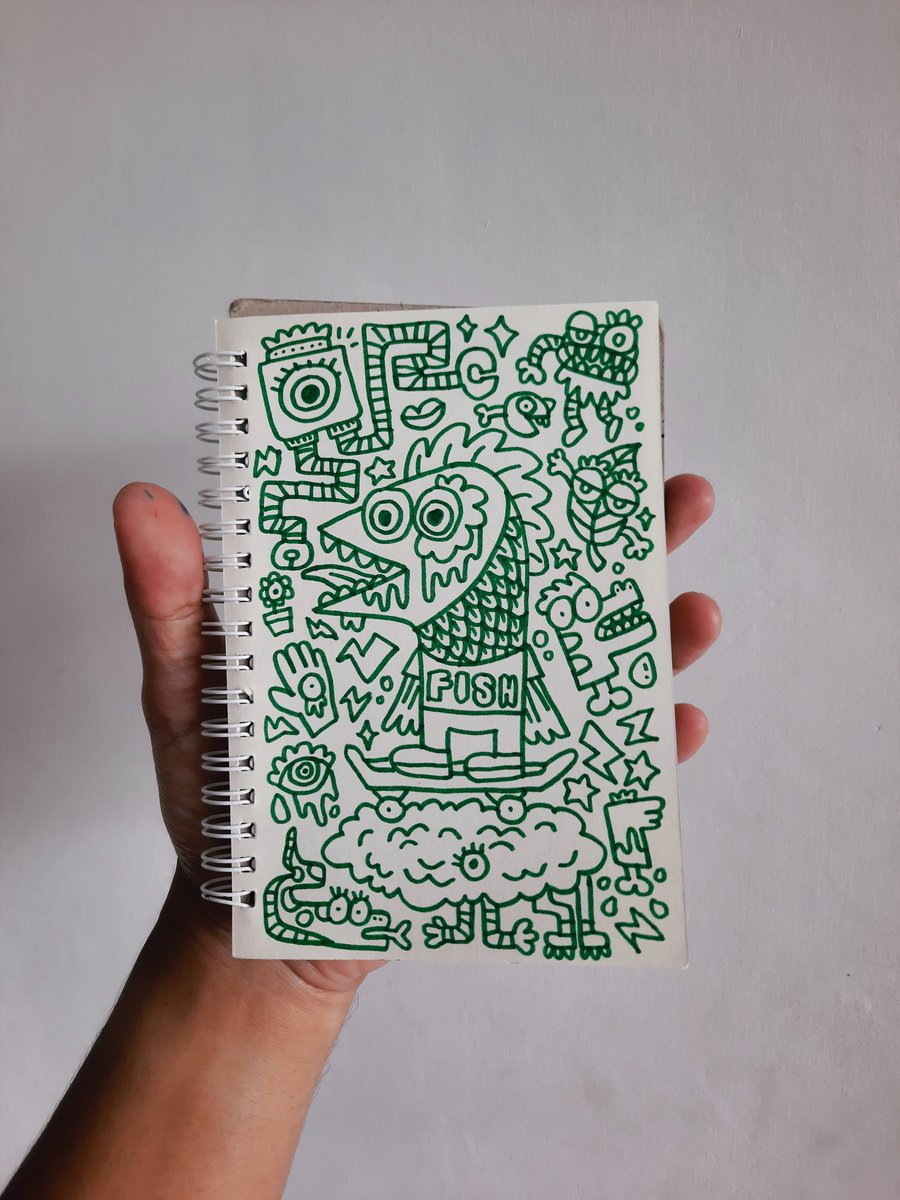 SuītsuSandē tweet media