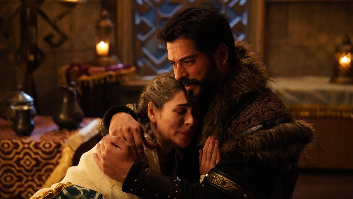 diziitakipcisii's tweet photo. #KuruluşOsman’ın yeni bölümünden, #OsMal. 📸🔥

Burak Özçivit, Yıldız Çağrı Atiksoy. https://t.co/hihD9HyGRd