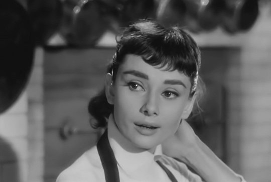 TheCinesthetic's tweet photo. Sabrina (1954) dir. Billy Wilder https://t.co/eu0gdBufMN
