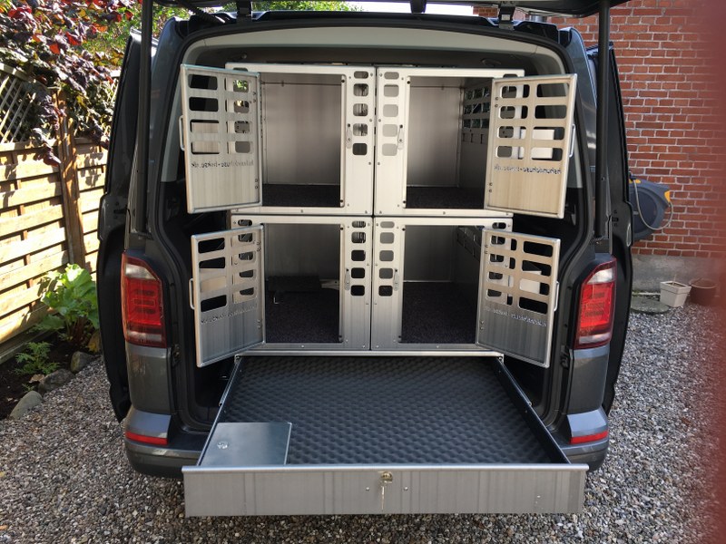 AccurideEU's tweet image. Durable. Secure. Easily-accessible.
These were the requirements Gantech had when they came to Hans Buch looking for the perfect #drawerslide for their #vehicle storage solutions. Hans Buch recommended our DZ5321EC and DZ3832 slides.
Read more ➡️ hubs.li/Q02jPTJY0