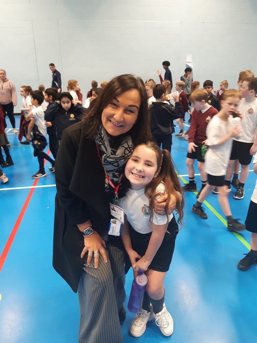 Fantastic neutral venue visit today for Year 3 classes @StThomas_CE & @StBrendansRCPri! Thanks as always to @BoltonSport_PS students for leading this session @BoltonCollege. 

Our service manager @warbyjane69 got to see her very own granddaughter taking part in #schoolslinking!