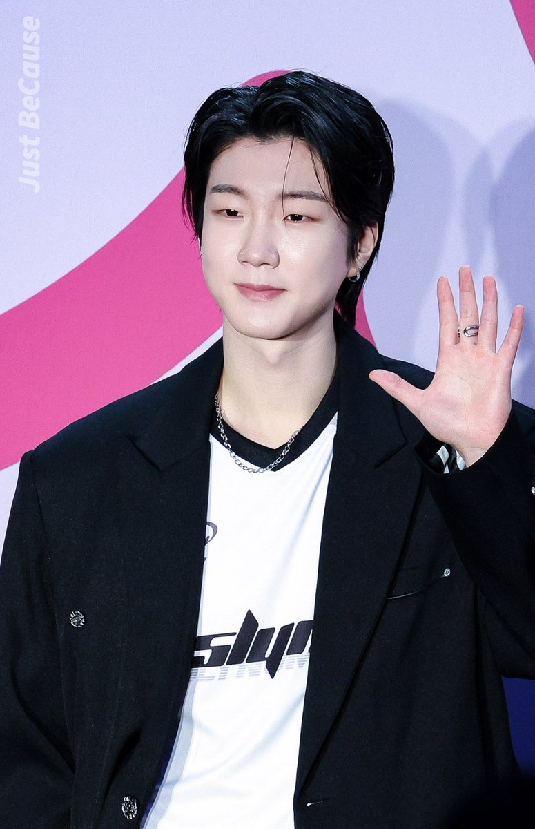 JustBecause_95's tweet image. 240204 서울패션위크 포토월

#WINNER #위너 
#SEUNGHOON #HOONY 
#이승훈 #승훈 #leeseunghoon