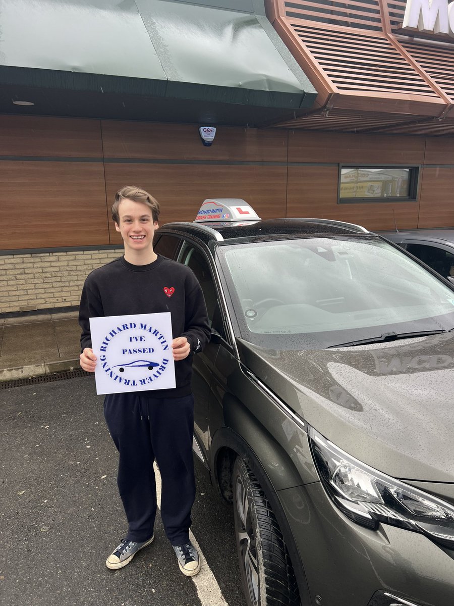 The weather may have been a little dull today but the drive certainly wasn’t! It’s a first time pass for Henry with only a single driver fault. It was a great effort and was acknowledged as a “nice drive” by his examiner!
Well done Henry!