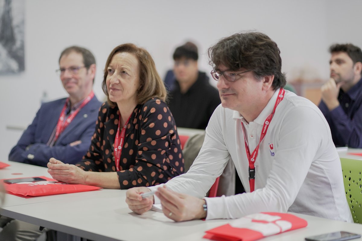 Inycom's tweet image. 🤝🚛 Ponemos el broche final al proyecto europeo #DiginLogs. Nuestros compañeros de Inycom Industria han organizado un evento multiplicador que busca la #difusión del proyecto para ayudar al entramado empresarial.

🔗 Descubre más acerca del proyecto: inycom.es/index.php/expe…