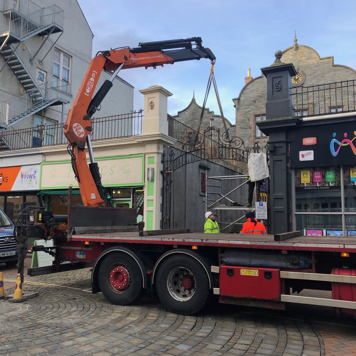 HolyheadRegen tweet media