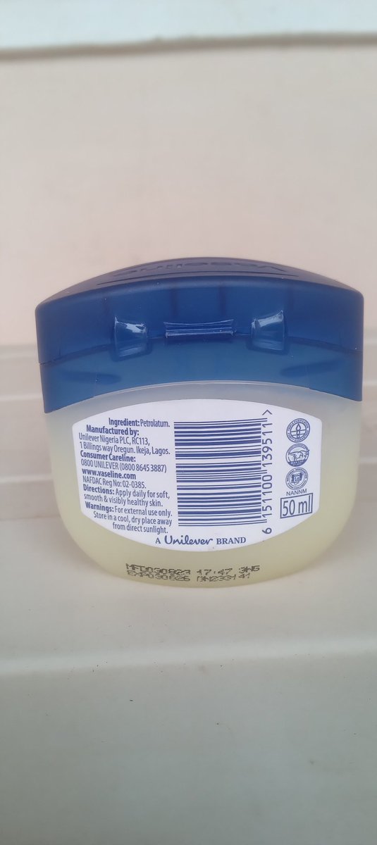 Fridayfilmboy's tweet photo. #protest 

This is not an advertisement but if I ever doubted this cream? I'm sorry. This harmattan don teach me something. 
Thanks @VaselineBrand https://t.co/9nrrc9ioAE
