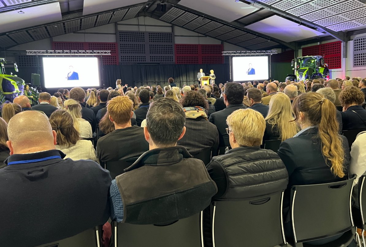 Fantastic turnout as usual for the @RNAAuk Norfolk Farming Conference. Our CEO David Flanders will be joining the panel after lunch to discuss data & its role in a sustainable food system.